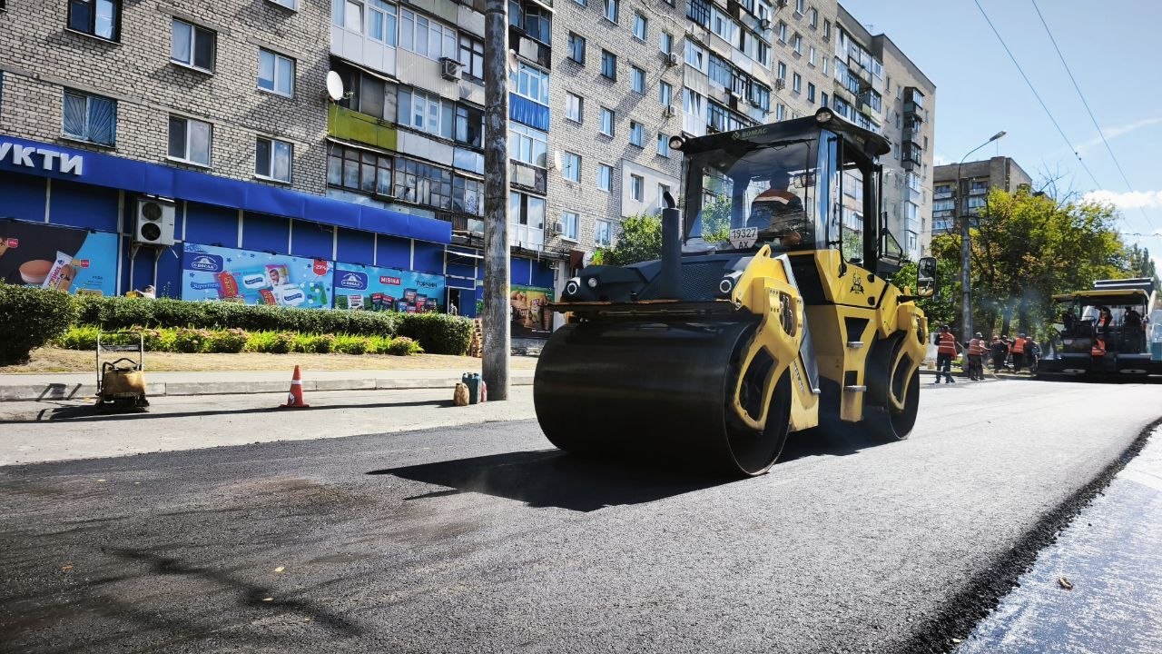 У Харкові продовжують ремонт доріг